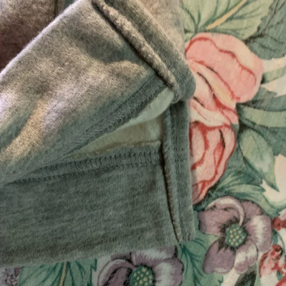 ๐SOLD๐ Karen Scott Womenโs Sweatahirt Size LP - Picture 11 of 12